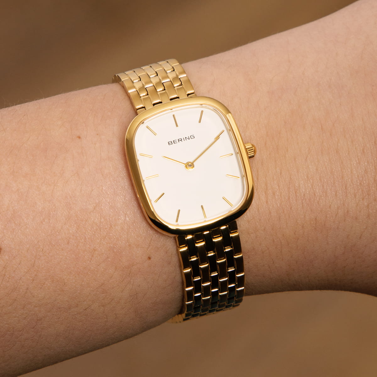 Bering Uhr Classic | gold glänzend | 12526-734