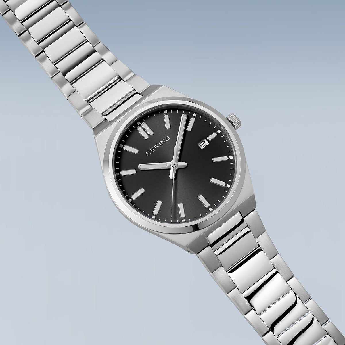Bering Watch Classic | glossy silver | 17639-702
